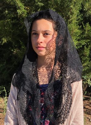 Spanish Lace Church Veil  -Black  (48″ x 23″)